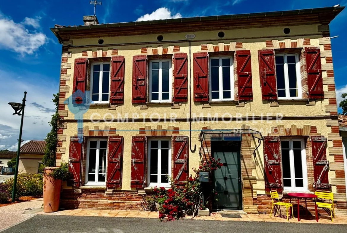Belle maison de village avec appartement indépendant à Labastide-Saint-Sernin 