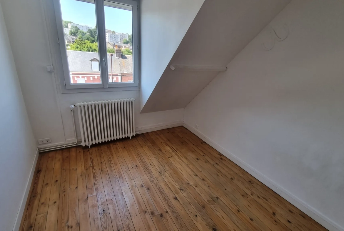 Maison à vendre à Eu, investissement ou résidence secondaire, proches de la mer 