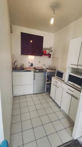 Studio à Caen de 28 m² avec parking privé - Secteur Memorial Folie Couvrechef 