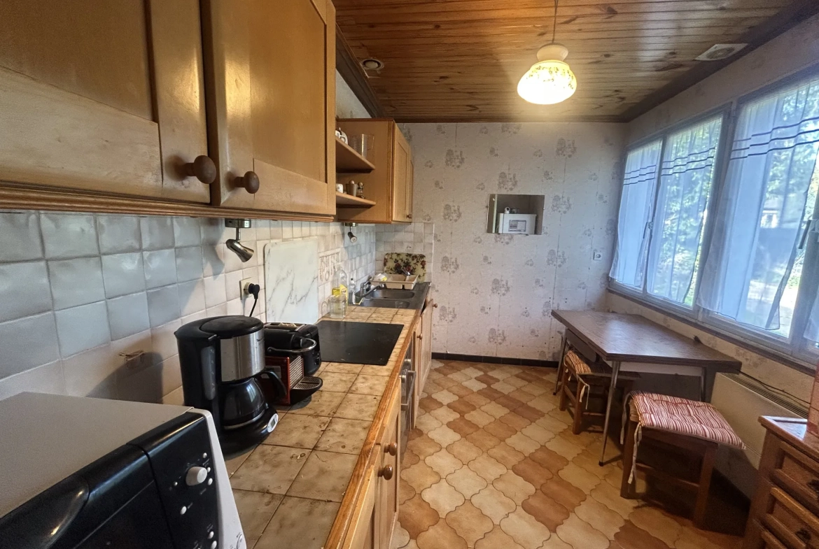Maison à Étampes 150m² avec 5 chambres et gros potentiel à rénover 
