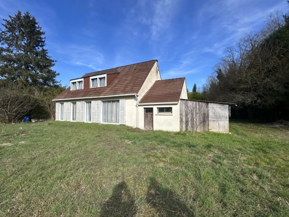 Maison à Étampes 150m² avec 5 chambres et gros potentiel à rénover 