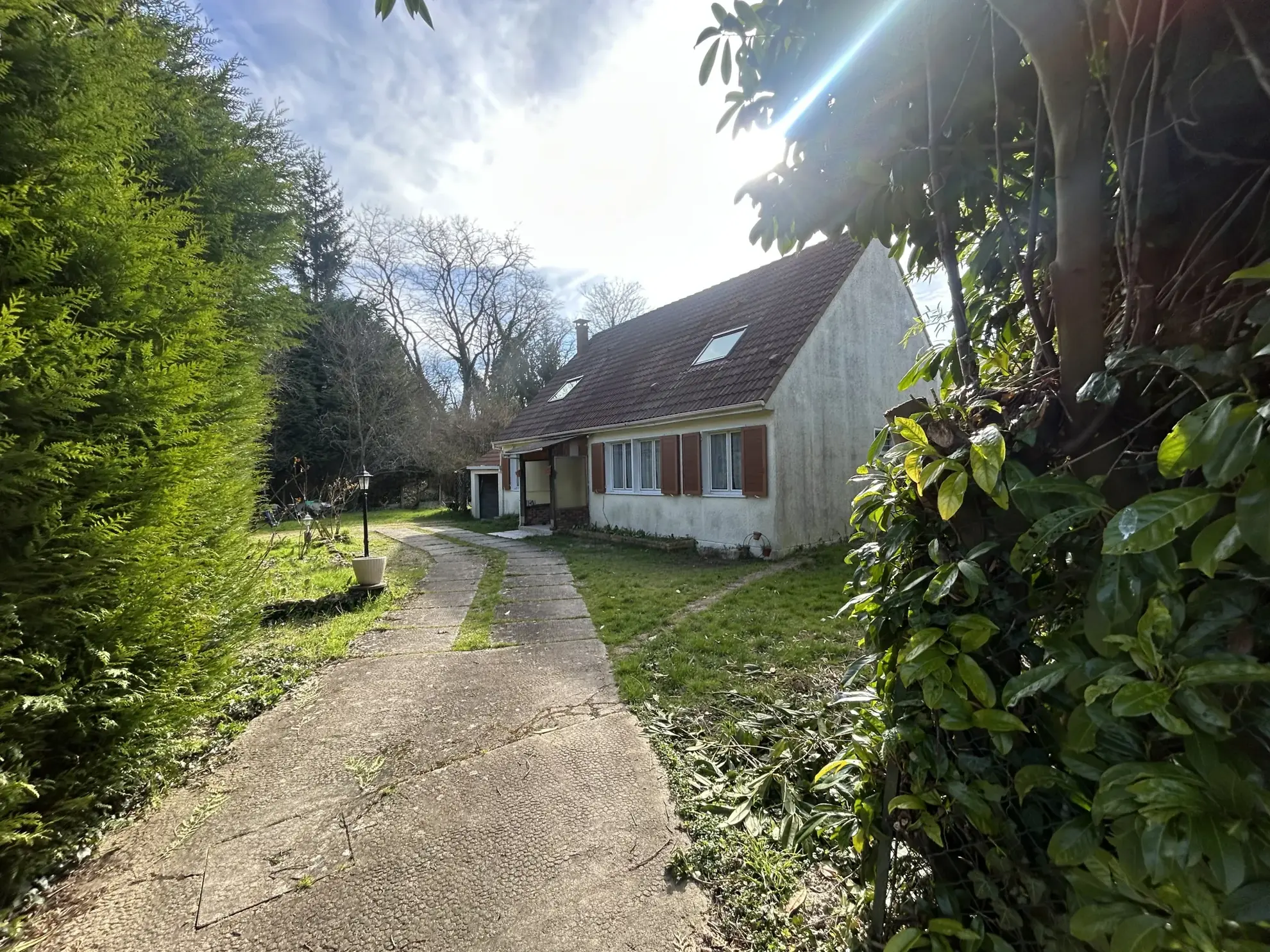 Maison à Étampes 150m² avec 5 chambres et gros potentiel à rénover 