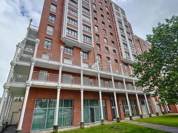 Ensemble de 3 appartements à Saint-Étienne Centre avec garages et jardin à rénover