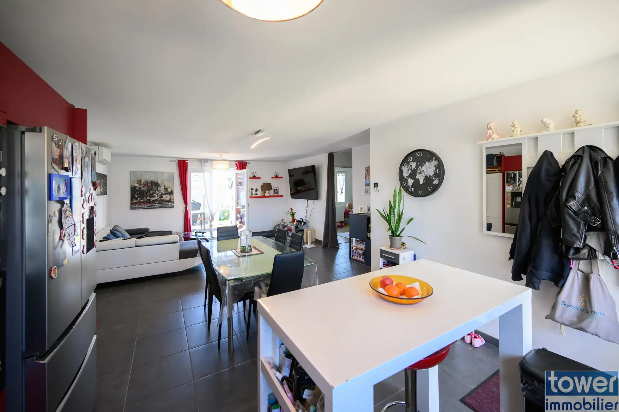 Maison récente avec 4 chambres et terrasse à Lavernose-Lacasse 