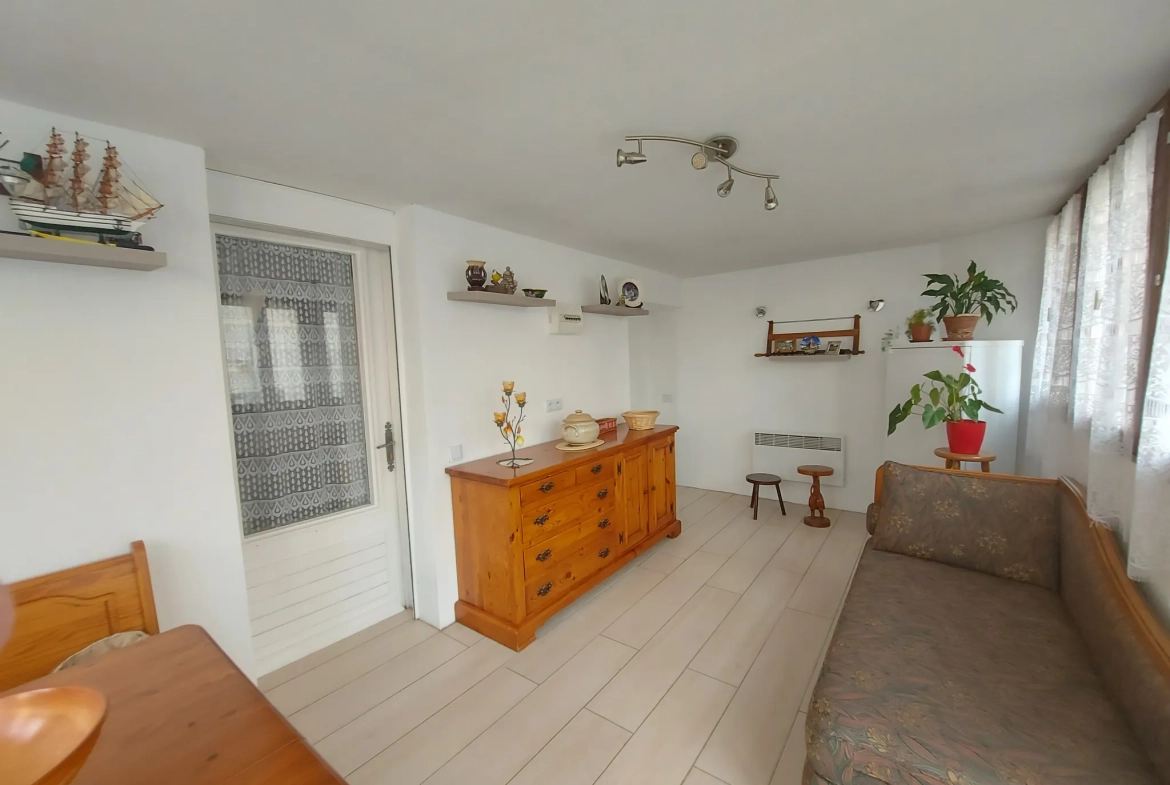 Maison de 122 m² avec jardin et garage à Guernes 