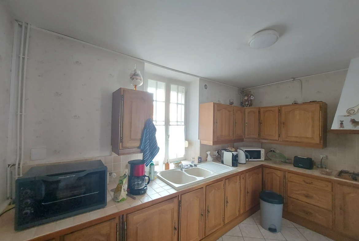 Maison de 122 m² avec jardin et garage à Guernes 