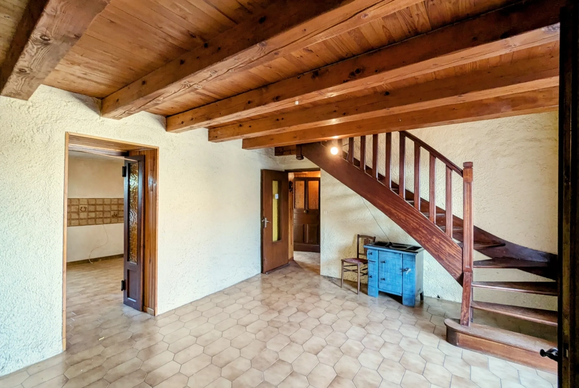 Charmante maison de village à Villecelle proche de Lamalou-les-Bains 