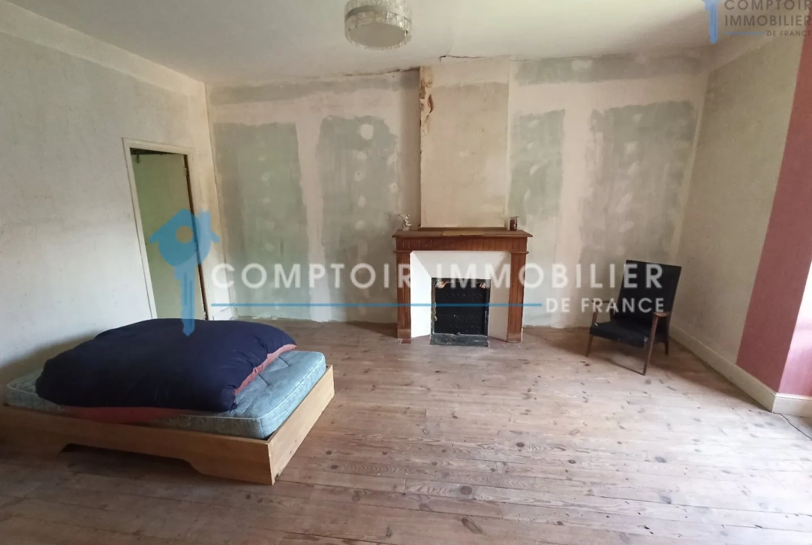 Maison en pierre de 130 m² avec grange et garage à Bertren - Vue dégagée 