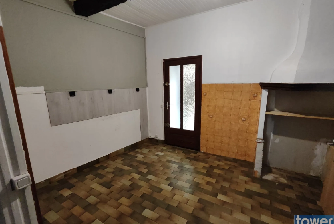 Maison de village à Sigean, 3 chambres, 100 m² avec climatisation 