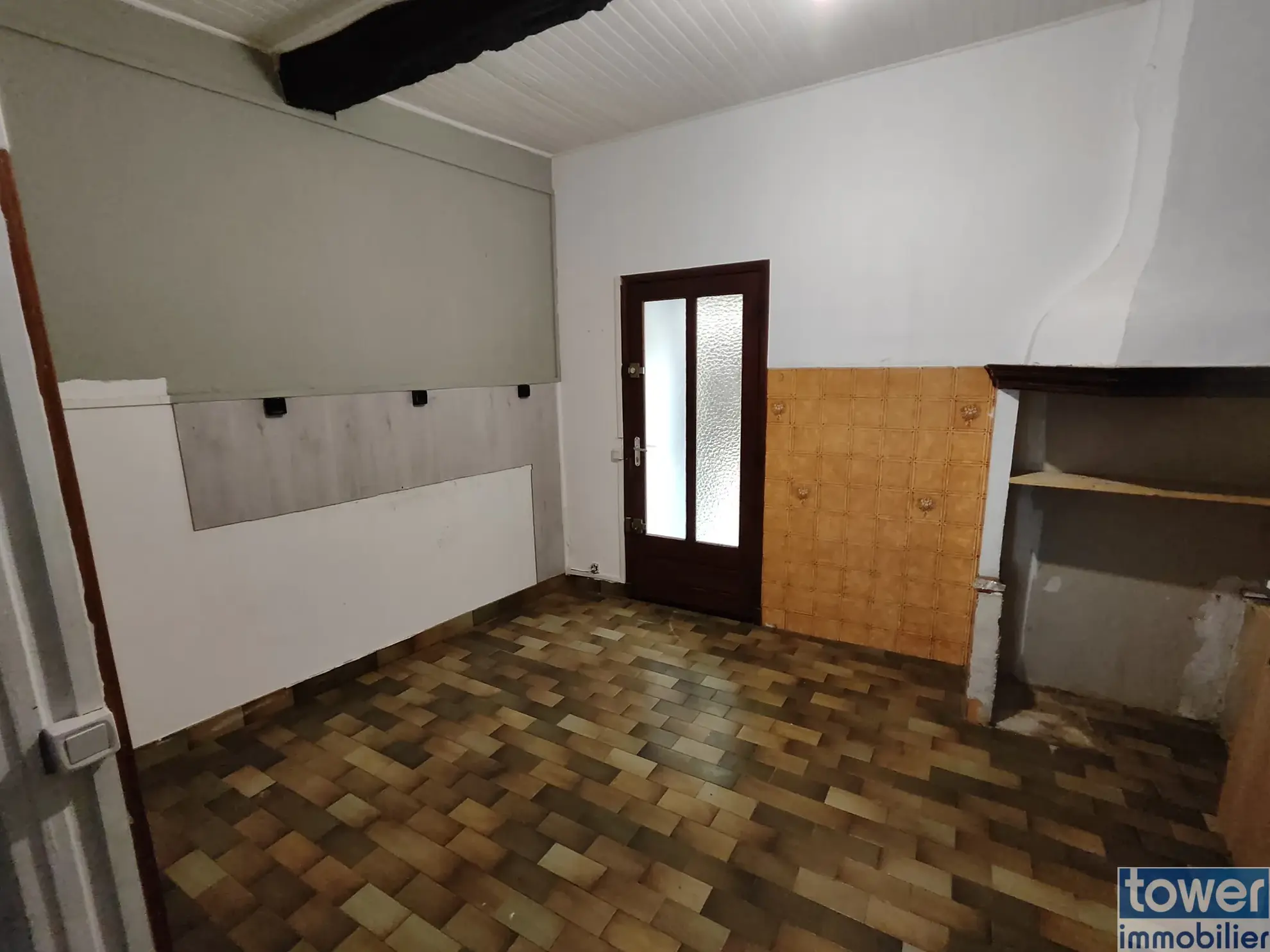 Maison de village à Sigean, 3 chambres, 100 m² avec climatisation 