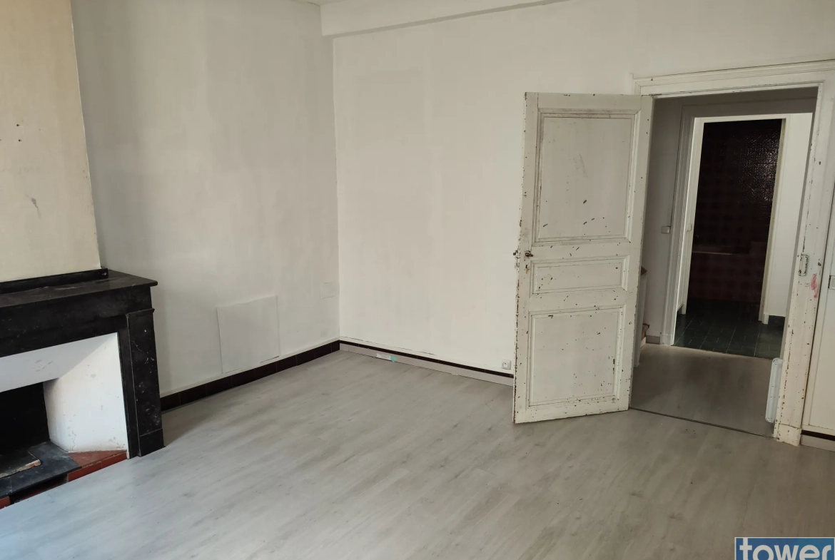 Maison de village à Sigean, 3 chambres, 100 m² avec climatisation 