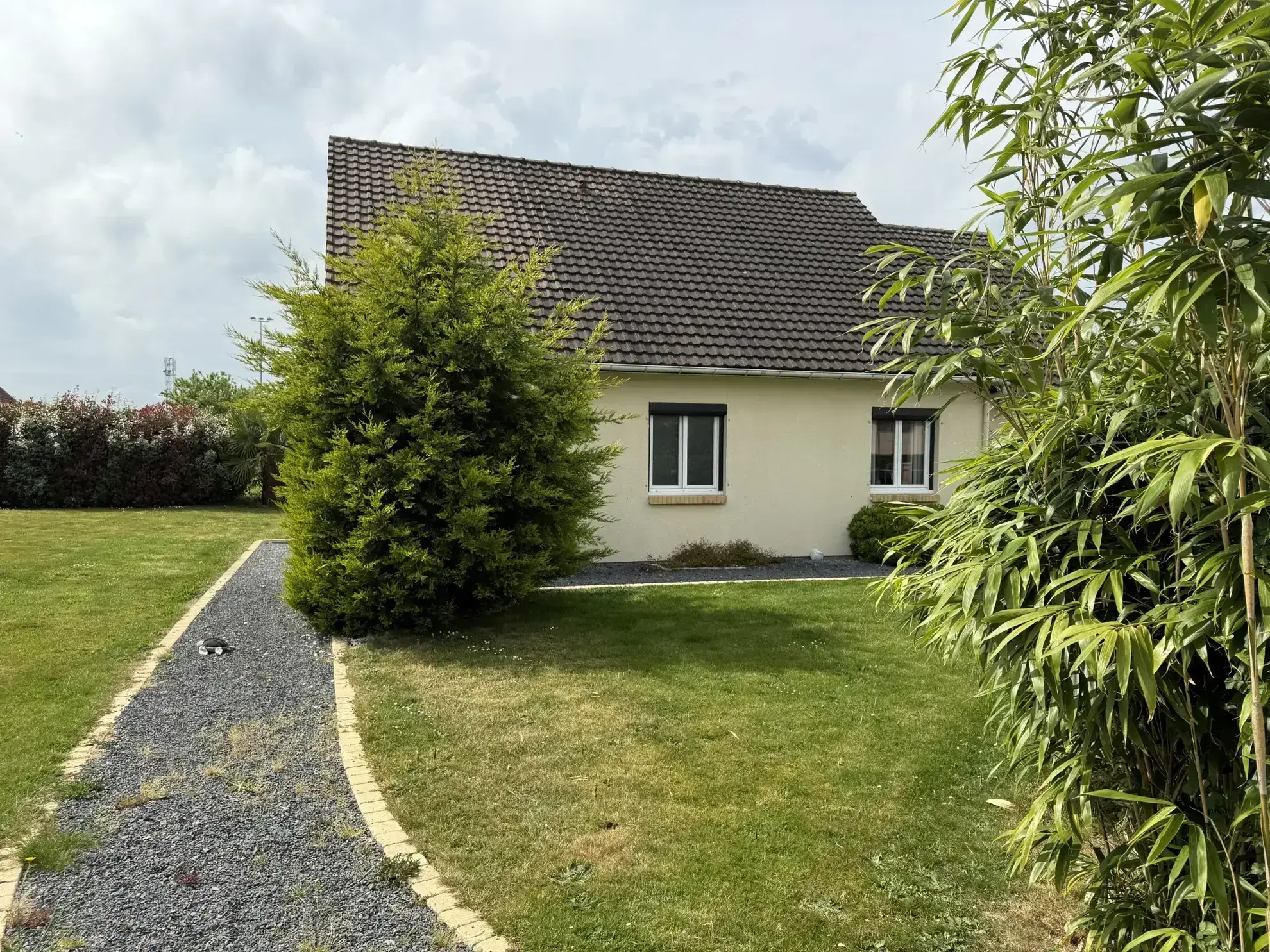 Maison de plain-pied à vendre à Valorbiquet - Secteur calme et résidentiel 