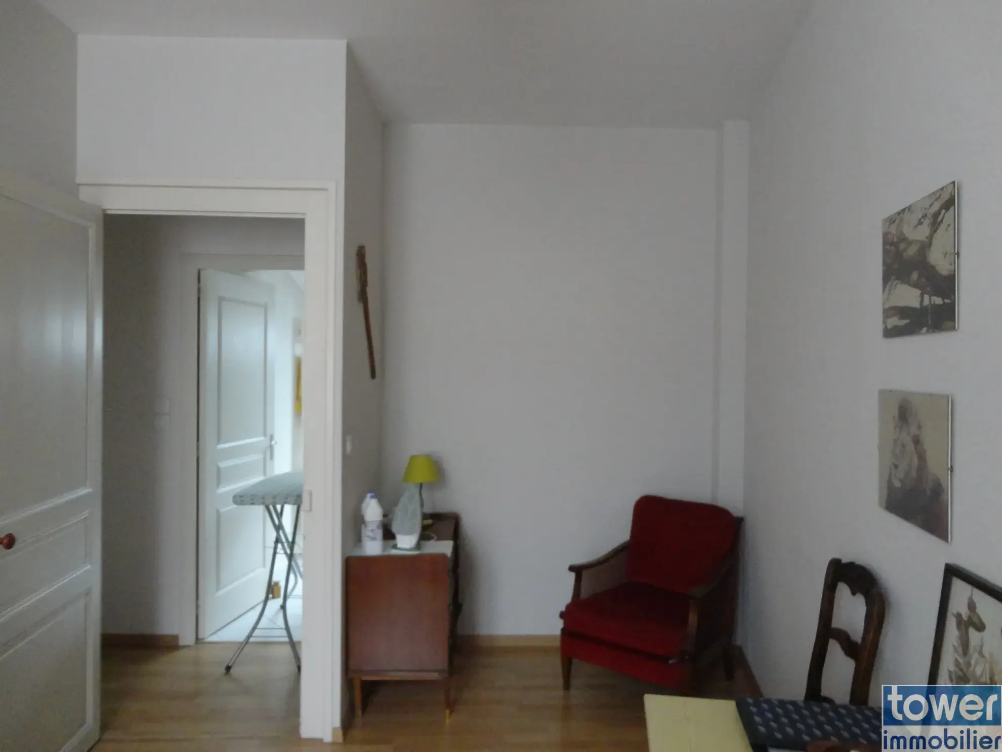 Grande maison à Saint Jean d'Angély avec 5 chambres et sous-sol de 45m² 