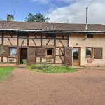 Maison de caractère à Romenay de 124 m² avec dépendance et grand potentiel