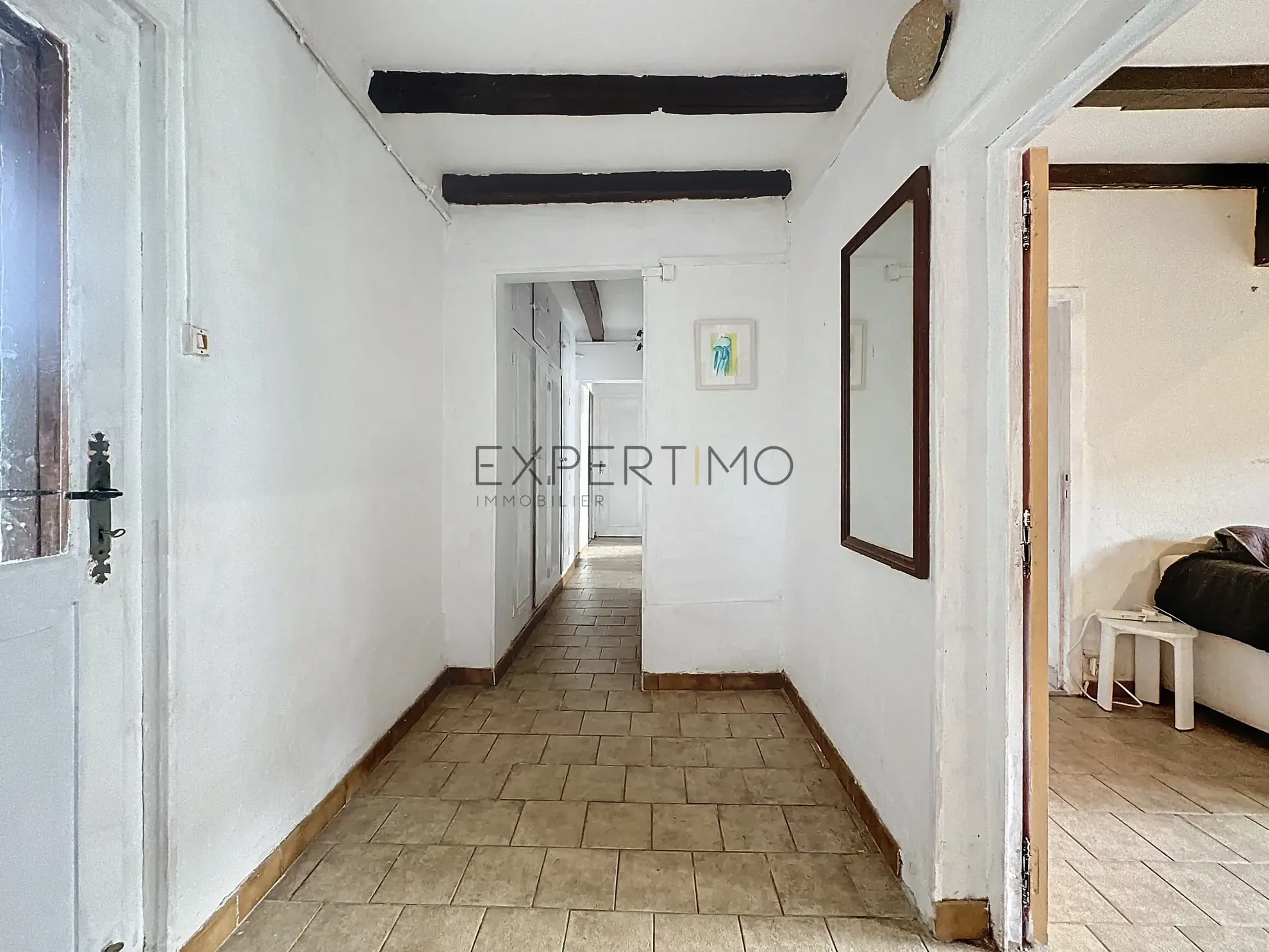 Maison de caractère à Romenay de 124 m² avec dépendance et grand potentiel 