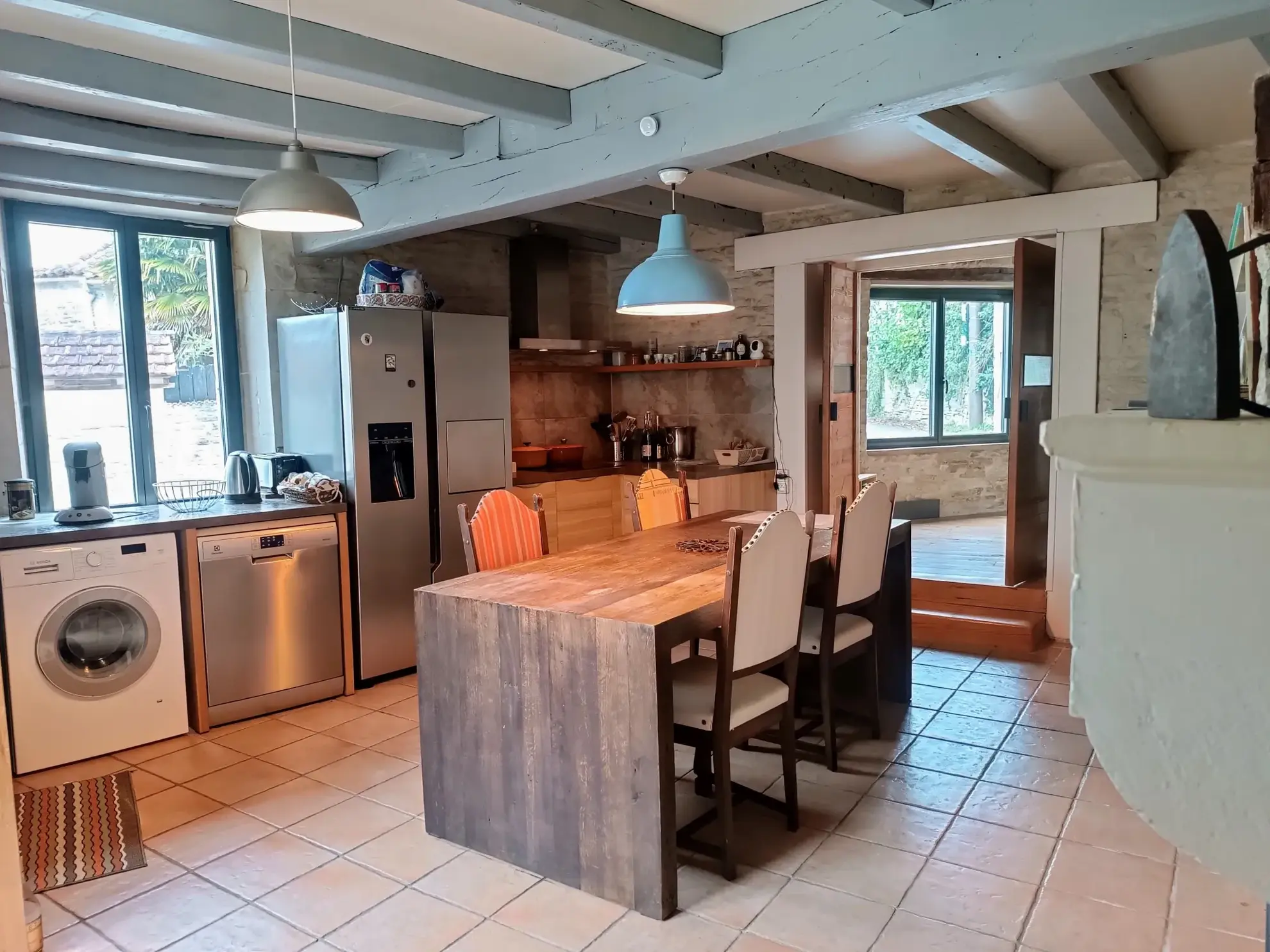 Charmante maison de campagne en pierre à Aubigné - 124 m², 3 chambres, dépendance, environnement calme 