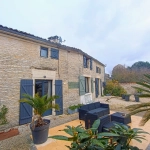 Charmante maison de campagne en pierre à Aubigné - 124 m², 3 chambres, dépendance, environnement calme