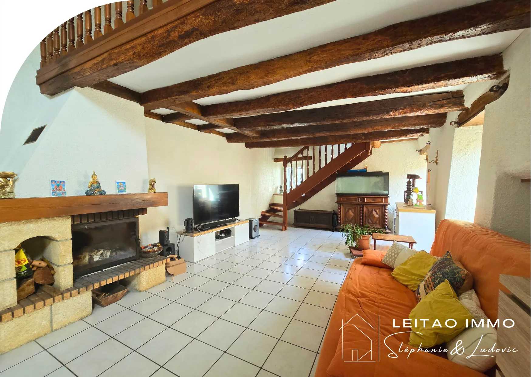 Belle maison de village à Castres avec terrain et potentiel d'aménagement 