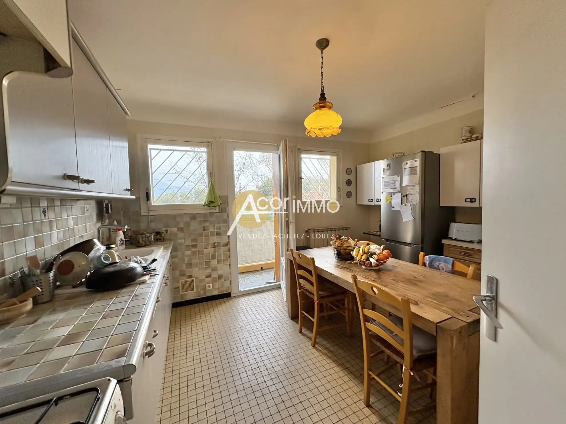 Appartement T5 au Pradet avec Balcon, proche plages et commodités 