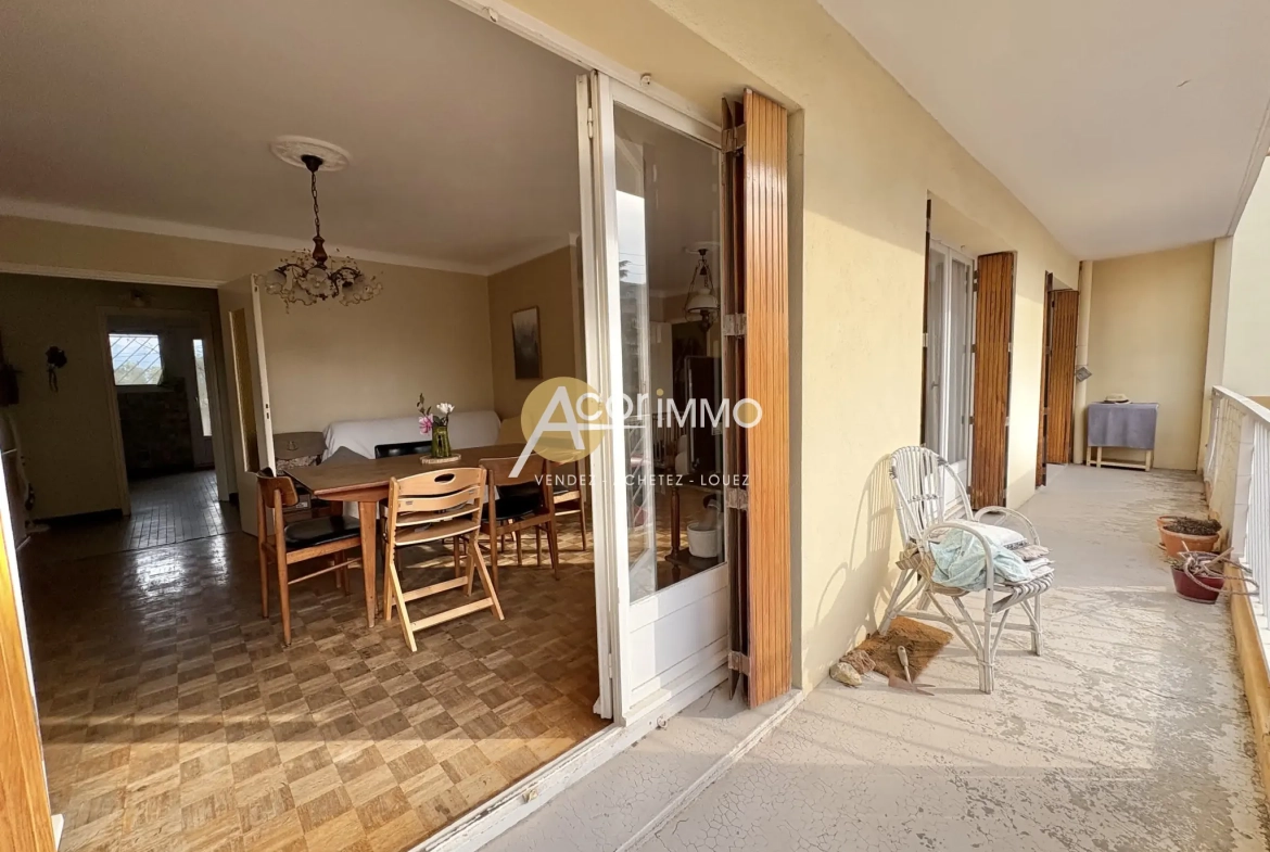 Appartement T5 au Pradet avec Balcon, proche plages et commodités 