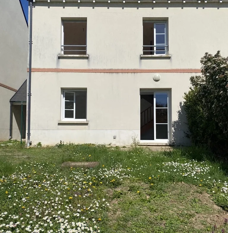 Maison familiale de 4 chambres avec jardin à Étampes - 90 m² 