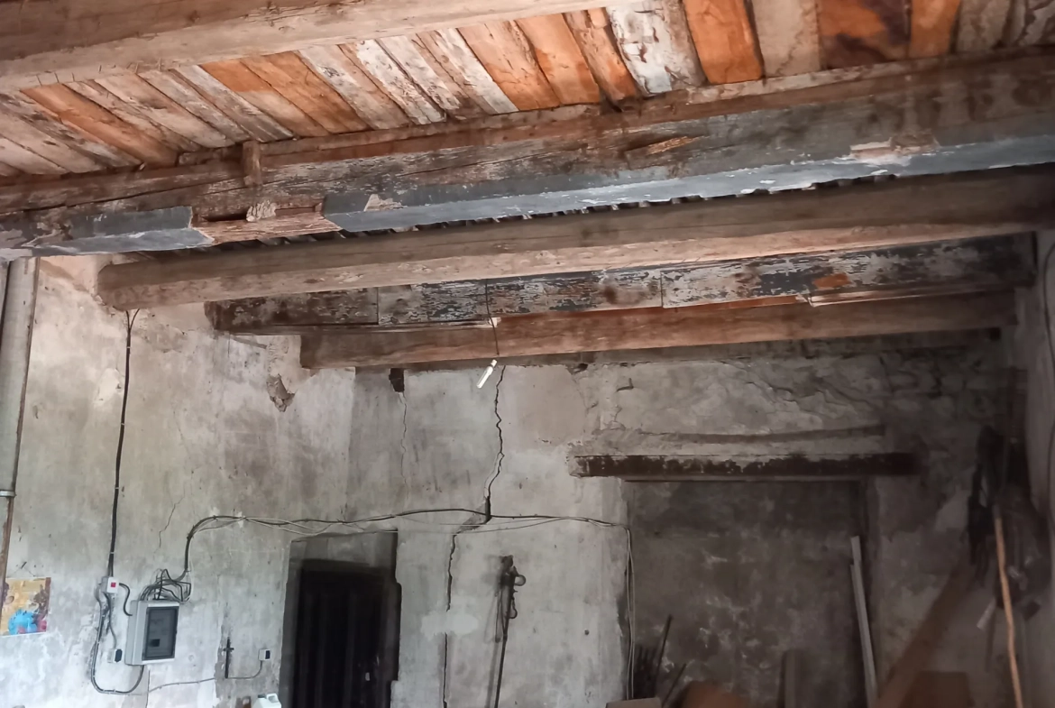 Charmant appartement dans château médiéval à Le Poujol-sur-Orb - 78 m² 