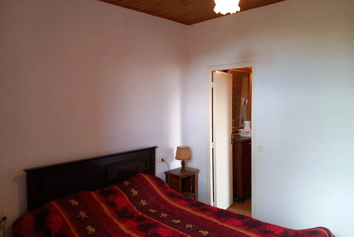 Charmant appartement dans château médiéval à Le Poujol-sur-Orb - 78 m² 