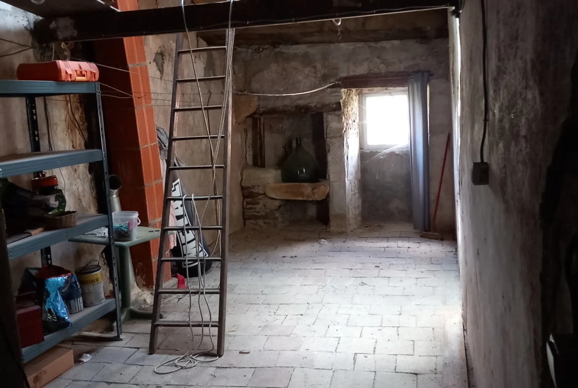Charmant appartement dans château médiéval à Le Poujol-sur-Orb - 78 m² 