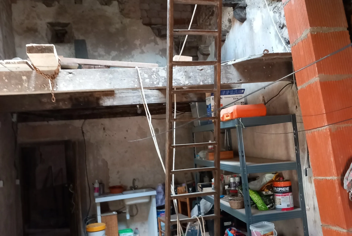 Charmant appartement dans château médiéval à Le Poujol-sur-Orb - 78 m² 