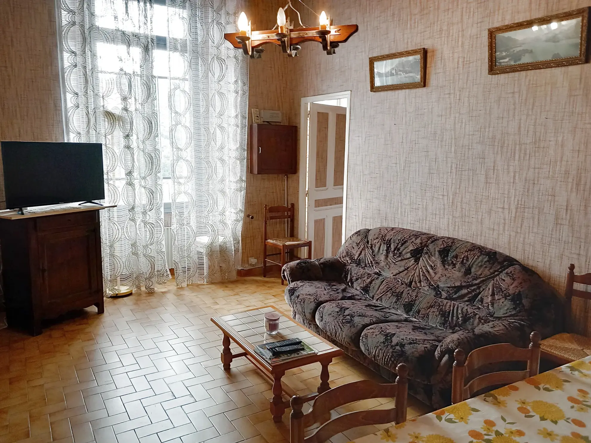Charmant appartement dans château médiéval à Le Poujol-sur-Orb - 78 m² 