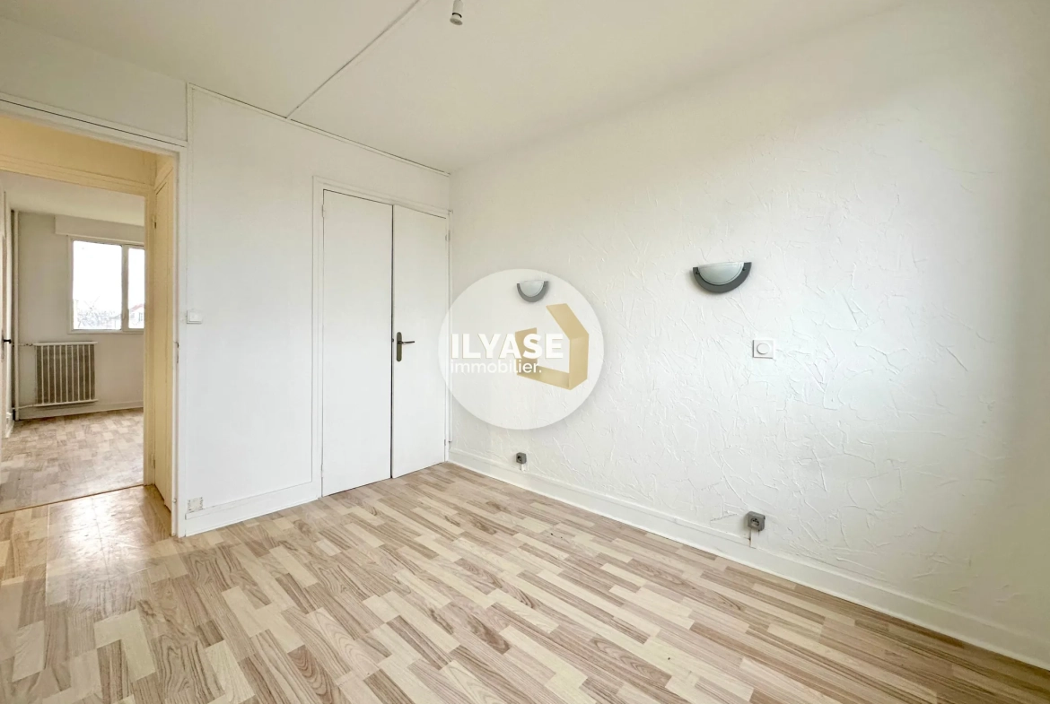Appartement T3 à vendre à Chalon-sur-Saône - 53 m², balcon et garage privatifs 