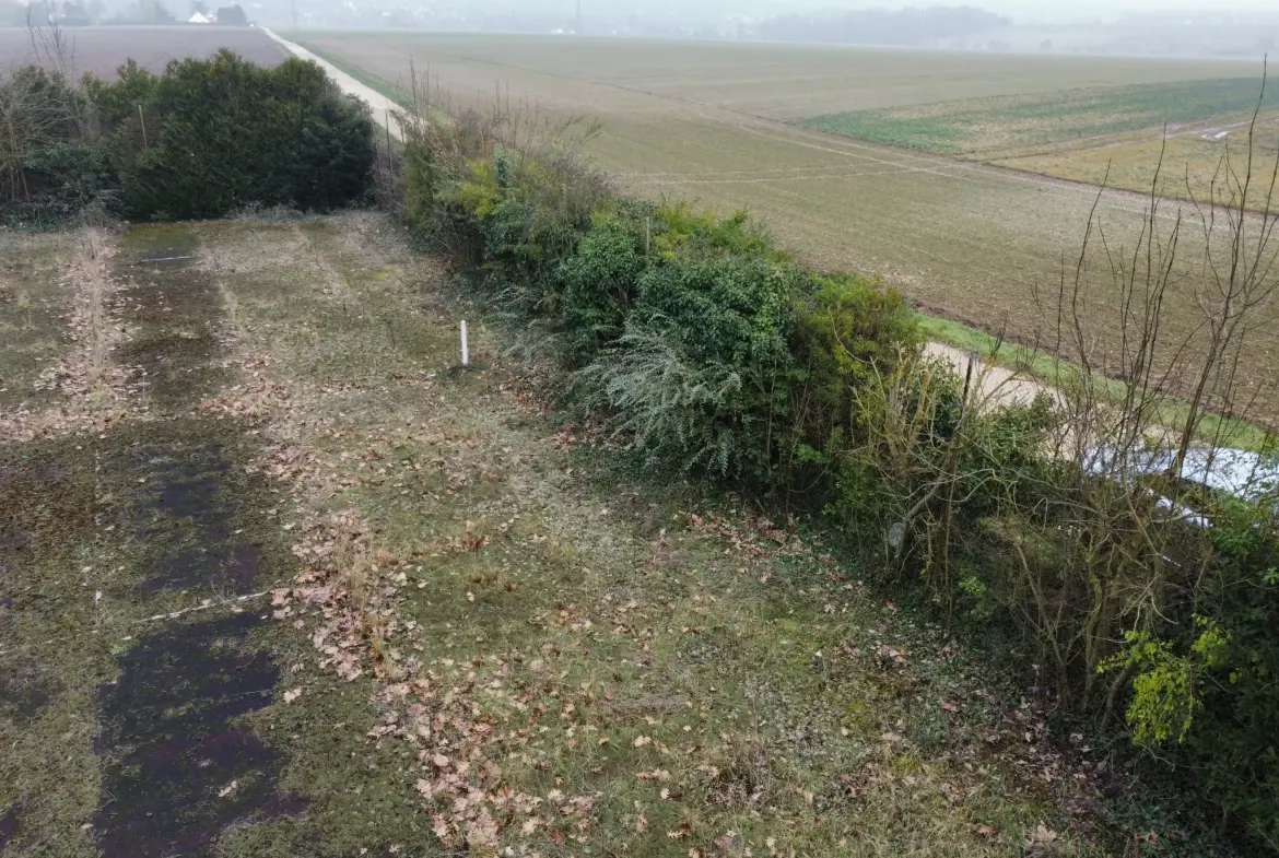 Terrain constructible de 400 m² à Jouars-Pontchartrain dans les Yvelines 