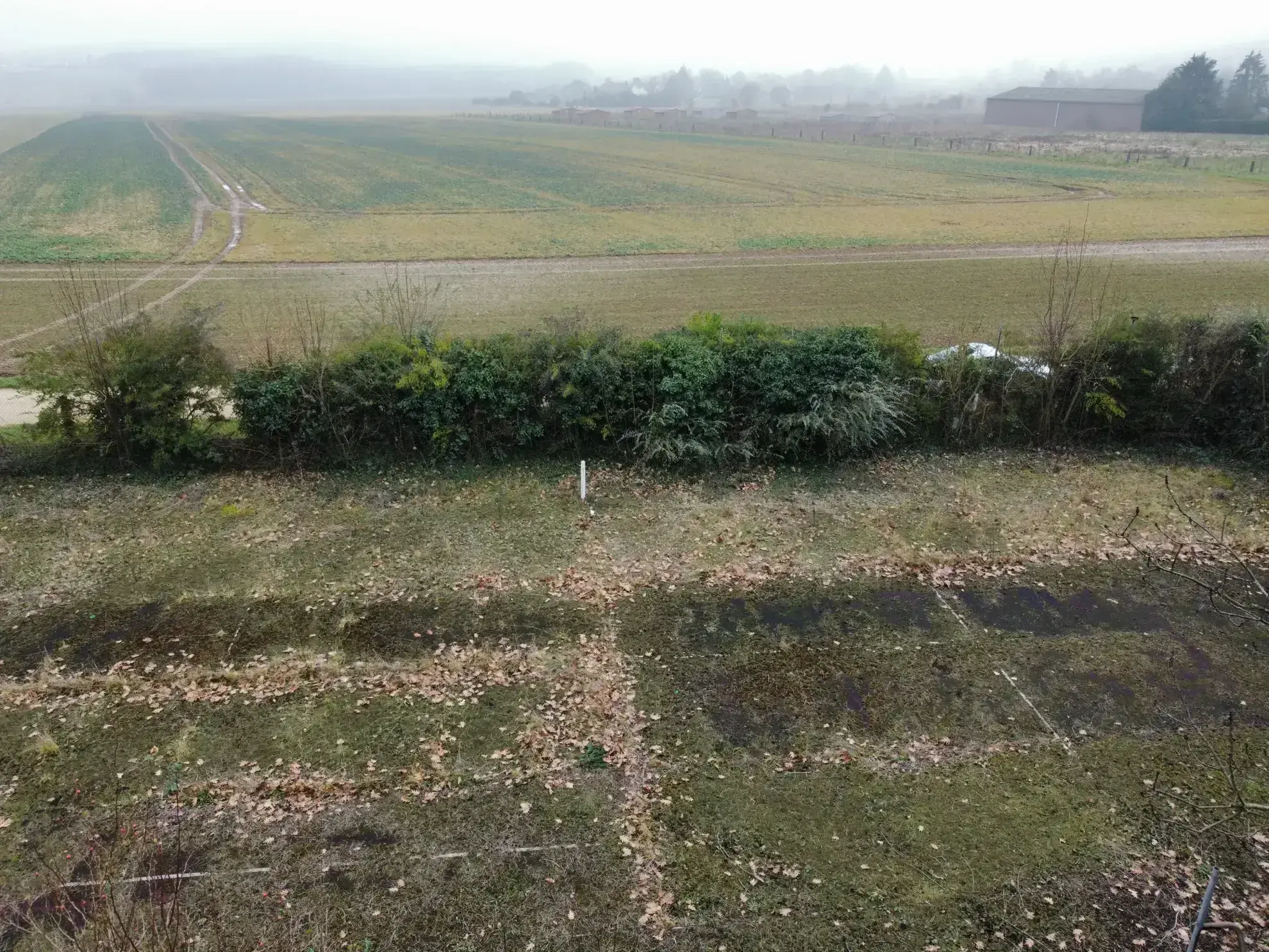 Terrain constructible de 400 m² à Jouars-Pontchartrain dans les Yvelines 