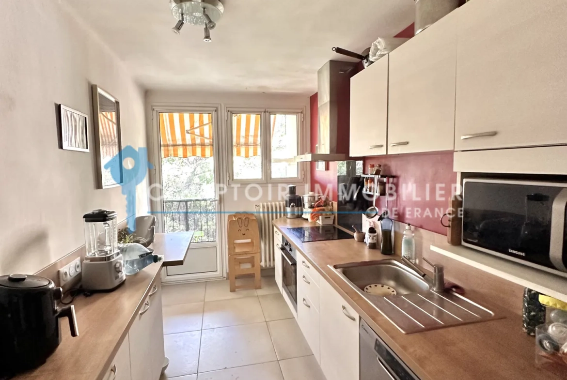 Appartement T3 de 65 m² avec garage à Montpellier en vente 