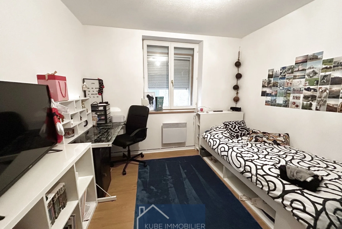 Investissement immobilier à Remilly - Immeuble de 4 logements loués 