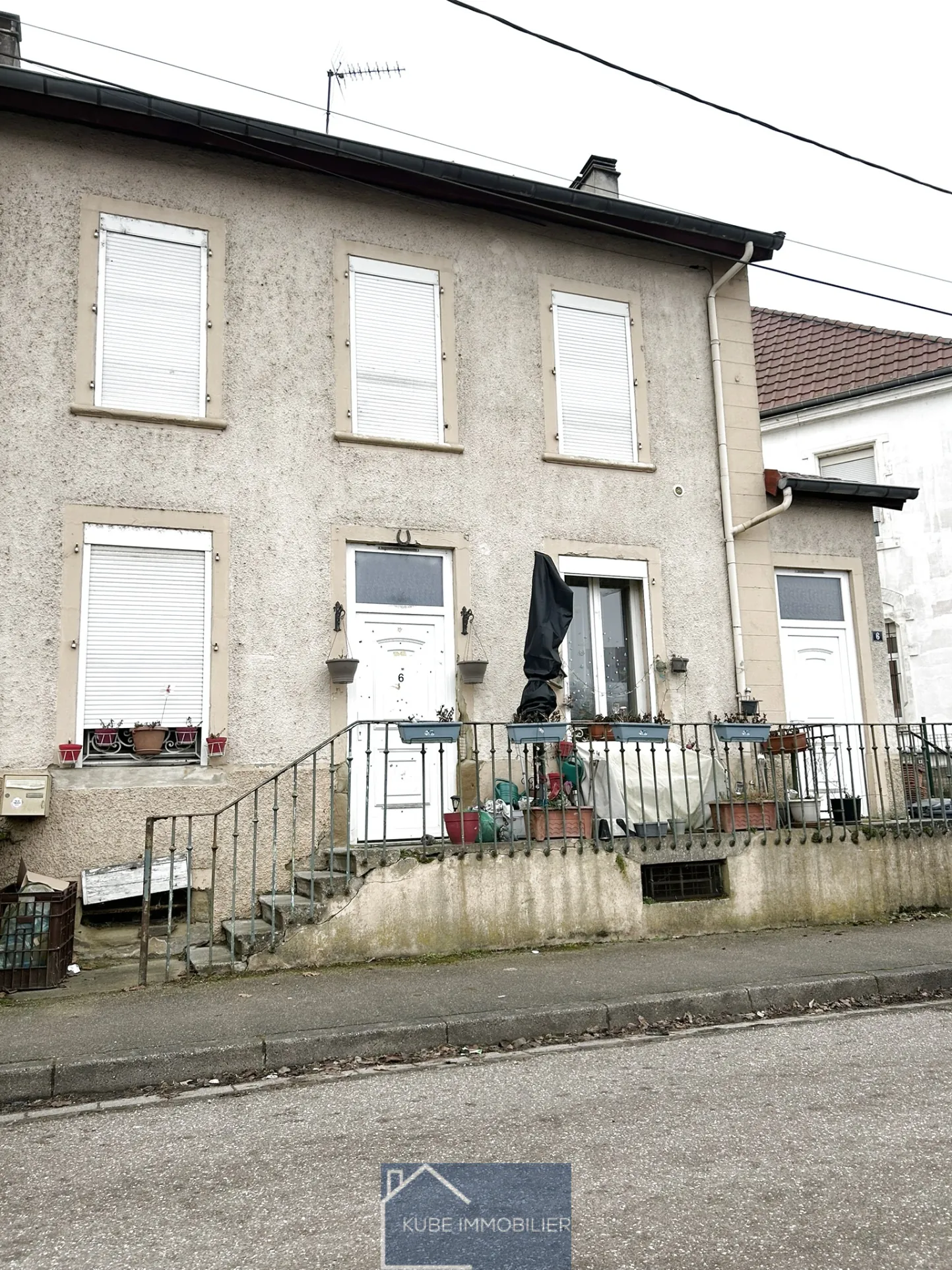 Investissement immobilier à Remilly - Immeuble de 4 logements loués 
