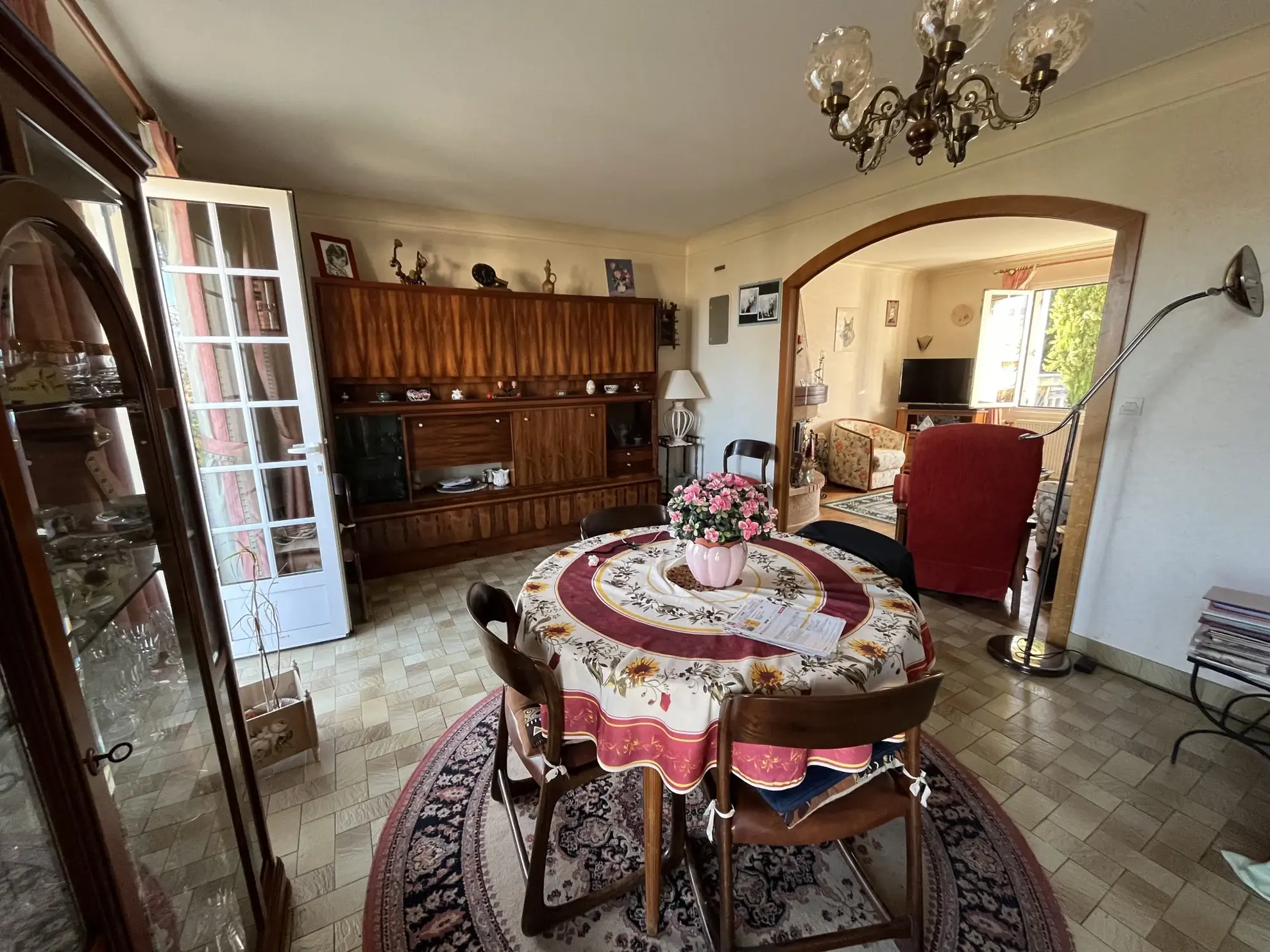 Maison à Thouars de 130 m² proche commerces et écoles dans un quartier calme 