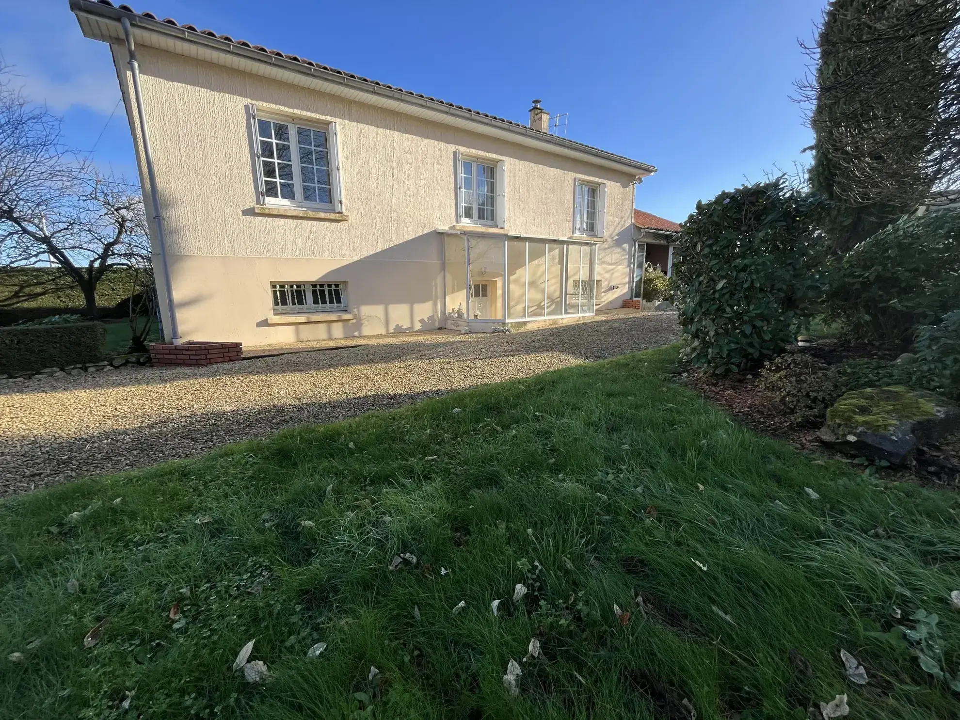 Maison à Thouars de 130 m² proche commerces et écoles dans un quartier calme 