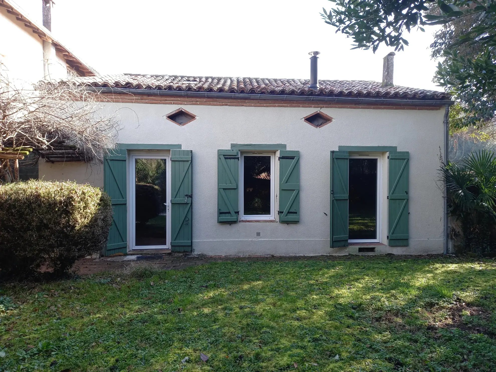 Charmante maison avec dépendance, garage et jardin à Moissac 