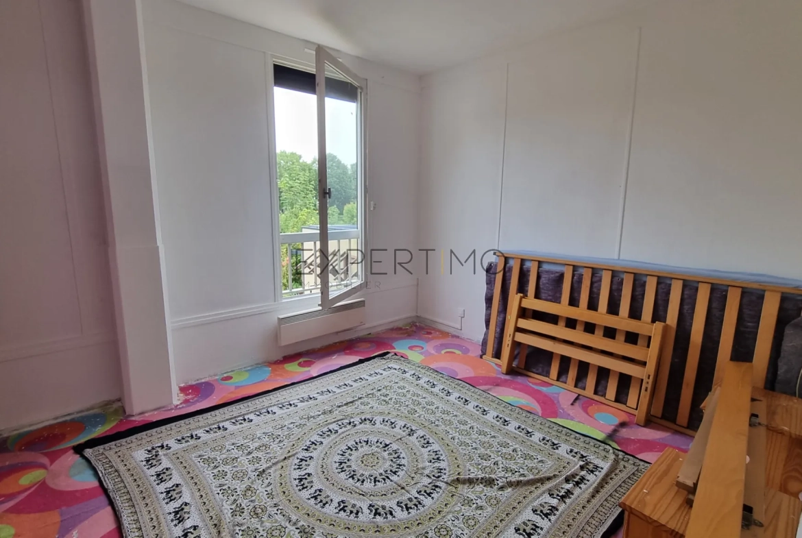 Maison de 132 m² à Val de Reuil proche commodités 