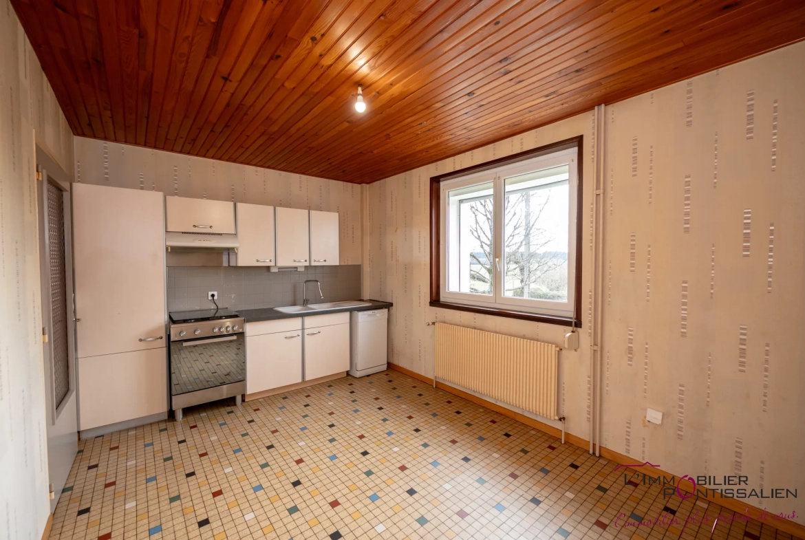 Maison individuelle avec 6 chambres sur 676 m² à Courvières, Franche-Comté 