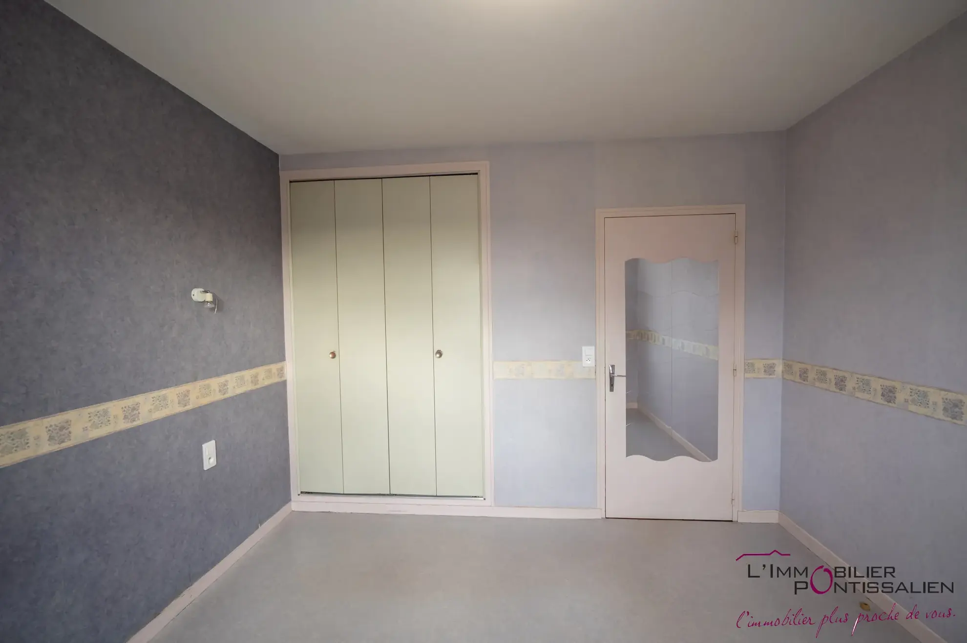 Maison individuelle avec 6 chambres sur 676 m² à Courvières, Franche-Comté 