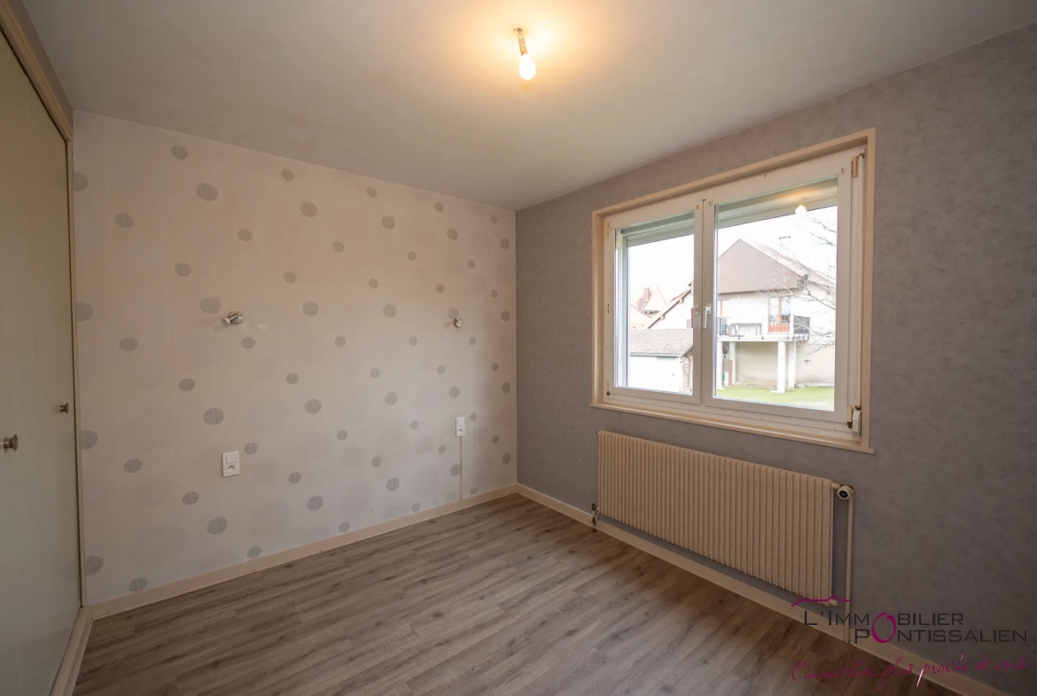 Maison individuelle avec 6 chambres sur 676 m² à Courvières, Franche-Comté 