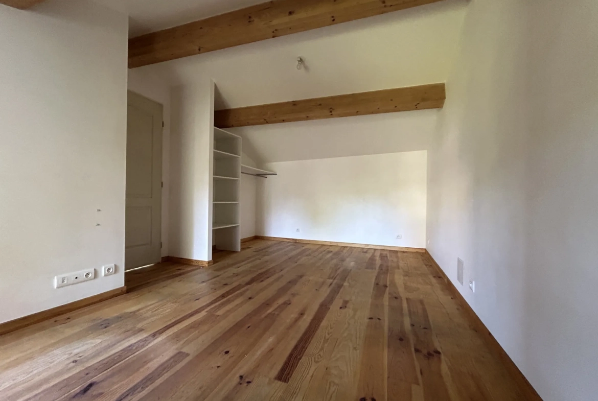 Maison de 95 m² avec jardin à Cudos, proche commodités 