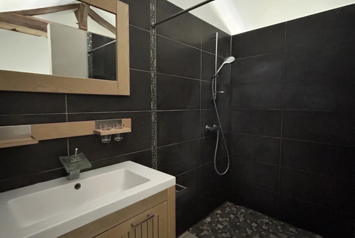 Maison de 95 m² avec jardin à Cudos, proche commodités 
