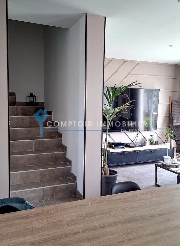 Charmante maison moderne de 86 m² avec jardin à Uchaud, proche commodités 