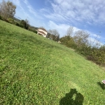 Terrain constructible de 1670 m² avec vue sur les Pyrénées dans le Couserans