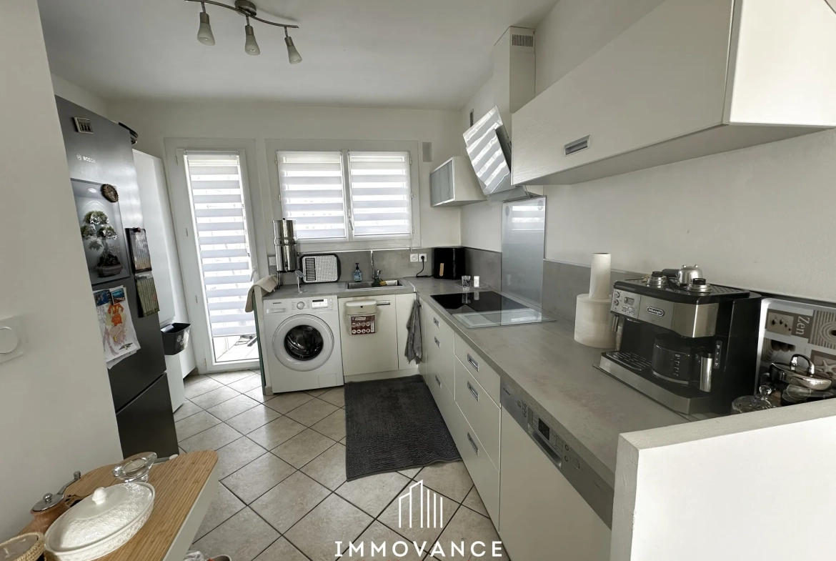 Appartement lumineux rénové avec terrasse à Montpellier Alco/Celleneuve 