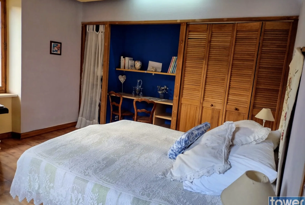 Maison de village à vendre à Arles-sur-Tech avec terrasse et potentiel locatif 