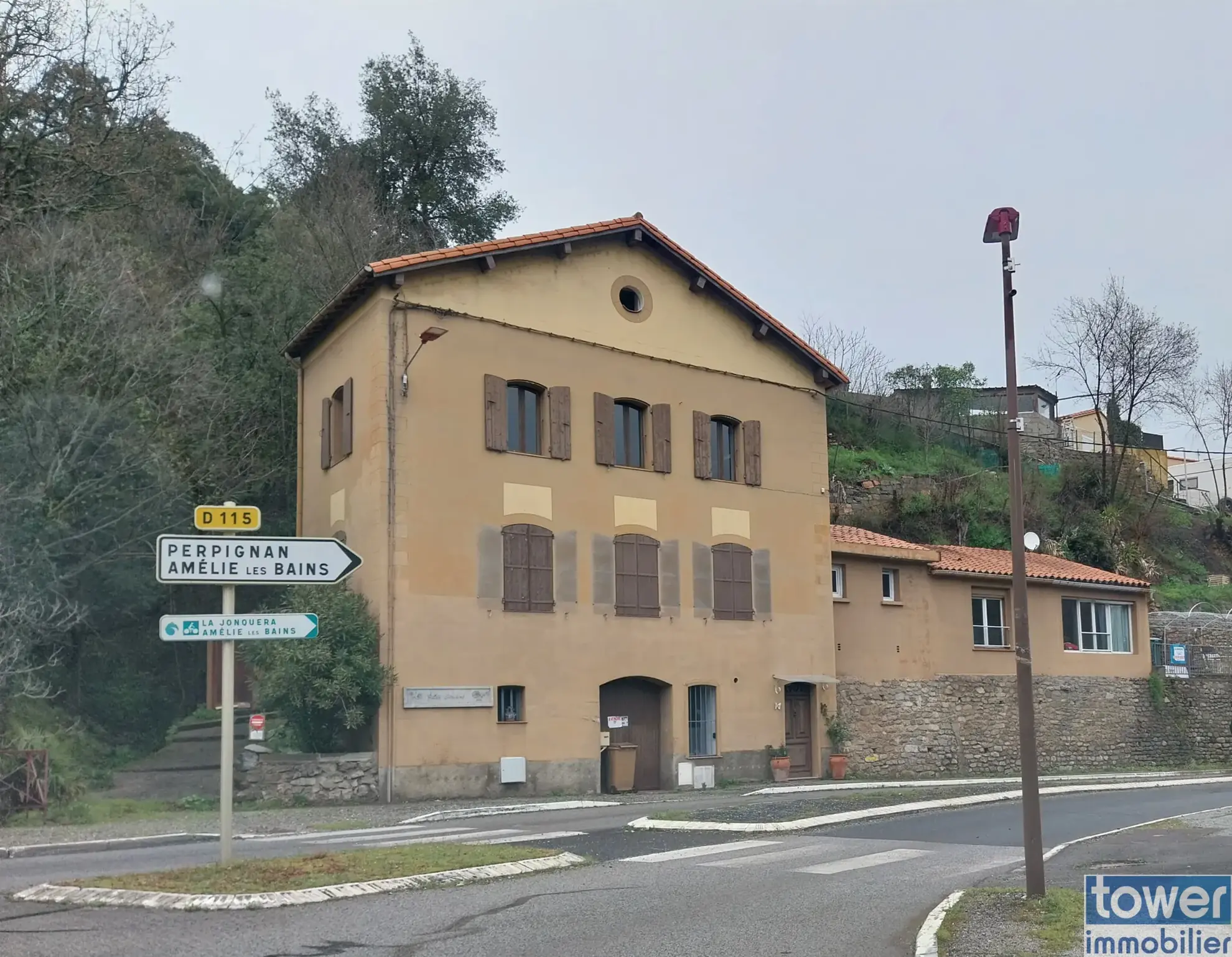 Maison de village à vendre à Arles-sur-Tech avec terrasse et potentiel locatif 